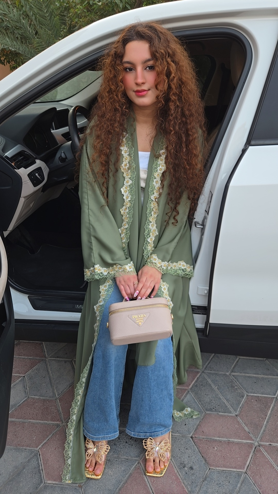 Simply Abaya In Daisy Olive Dreems