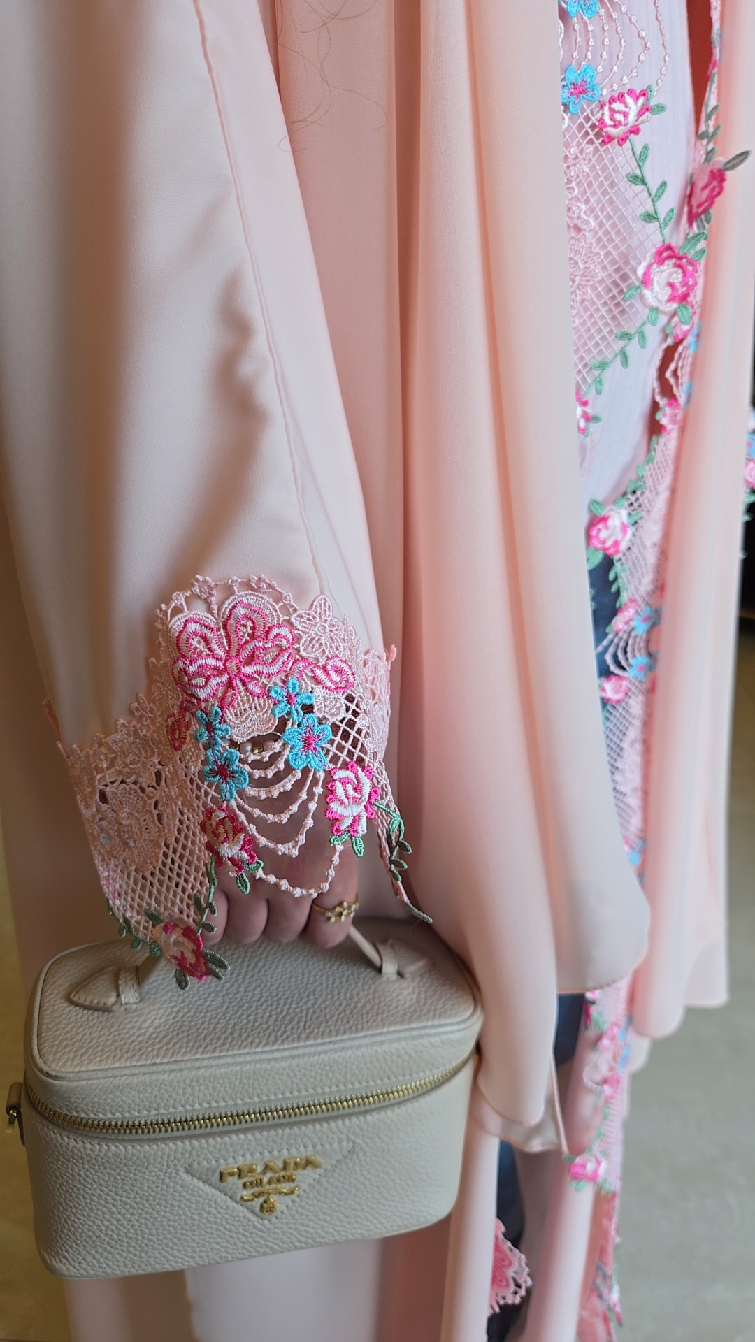 Simply Abaya In Flower Garden Pink Edition